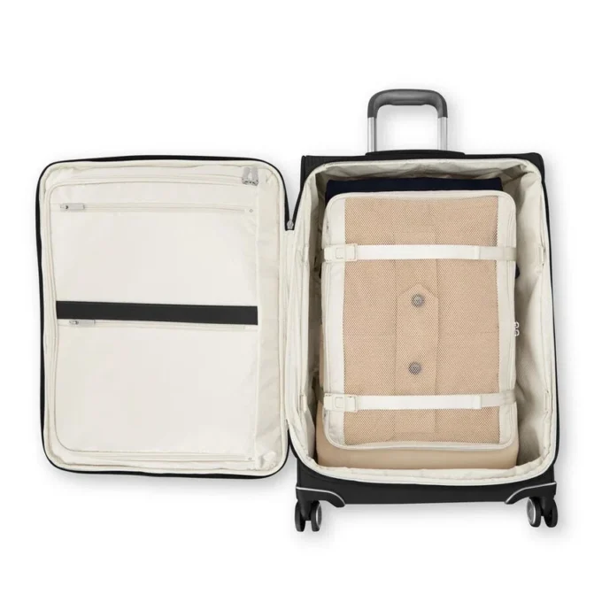 Silhouette 18 – duża walizka typu softside Silhouette 18 – duża walizka typu softside