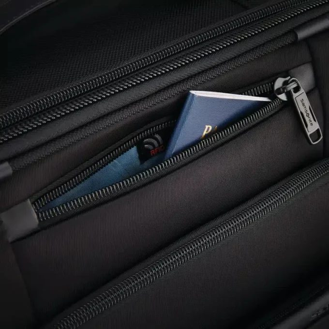 Walizka bagażu podręcznego Samsonite Pro Walizka bagażu podręcznego Samsonite Pro