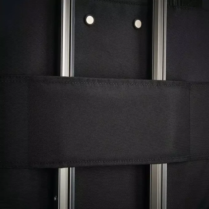 Walizka pod fotel z portem USB